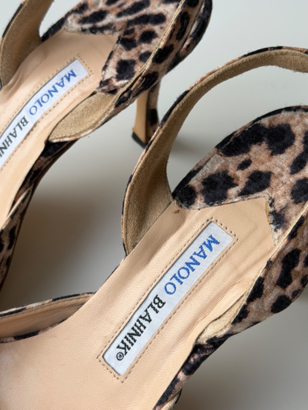 Vintage Manolo Blahnik Leopard Jacquard Carolyne Slingback, IT 39, US 8–8,5 - Picture 13 of 14